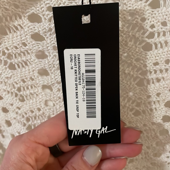 Bohemian open back crochet top - Picture 4 of 6